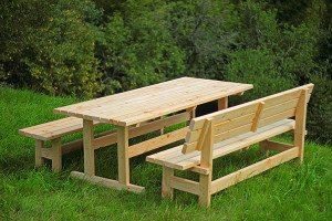 Деревяний стіл своїми руками для альтанки – як виготовити? + Відео