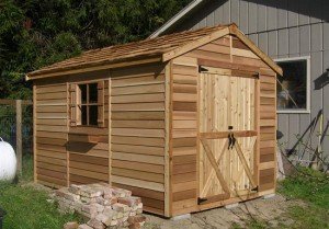 Як зробити сарай своїми руками добре і економно + відео