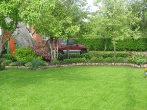 Садові роботи на дачі – як полегшити свою працю? + відео