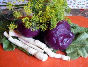 Маринована буряк на зиму цілком – з користю для всієї родини + Відео