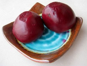 Маринована буряк на зиму цілком – з користю для всієї родини + Відео