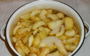 Груші консервовані на зиму – рецепти приготування десертів + Відео