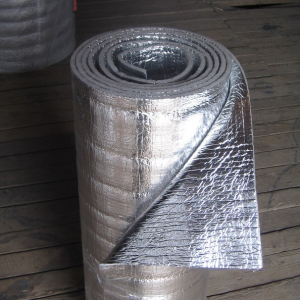 Варіанти та особливості утеплення підлоги в деревяному будинку