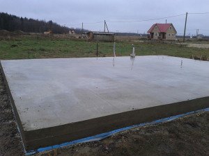Гараж своїми руками з дерева – всі тонкощі роботи з деревяним брусом + Відео