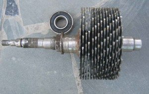 Як зробити садовий подрібнювач своїми руками + Відео