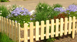 Огорожі для клумб і грядок – огляд матеріалів і реалізація + Відео Огорожі для клумб і грядок – огляд матеріалів і реалізація + Відео