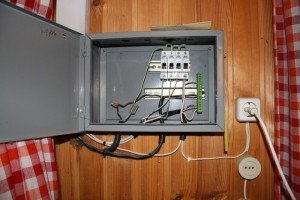 Вуличні ліхтарі на стовпи – способи монтажу світлодіодних світильників + Фото, відео