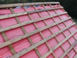 Контробрешетка під металочерепицю та профнастил з фото