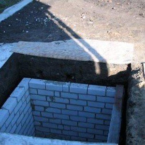 Як побудувати цегляний септик своїми руками?