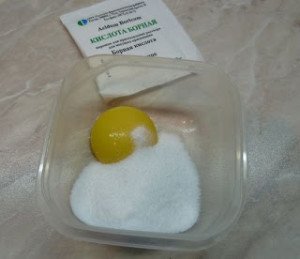 борна кислота від тарганів