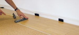 Укладання ламінату своїми руками, відео і фото уроки, правила і способи укладання Укладання ламінату своїми руками, відео і фото уроки, правила і способи укладання