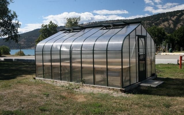 Теплиця з полікарбонату своїми руками   з профільної труби