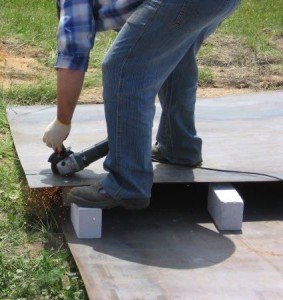 Розпашні гаражні ворота своїми руками   як зробити (фото і відео)