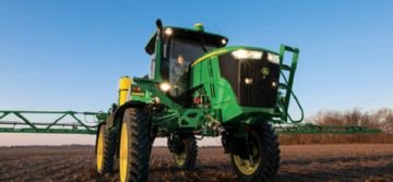 Самохідний обприскувач John Deere   надійний помічник на поле
