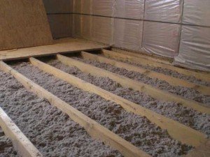 Який утеплювач вибрати для даху мансарди: типи, переваги і недоліки