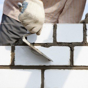 Будинок з силікатної цегли: його плюси і мінуси Будинок з силікатної цегли: його плюси і мінуси