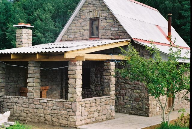 Як дешево побудувати лазню своїми руками