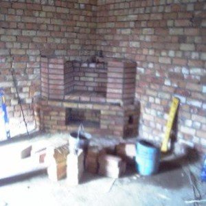 Камін з цегли своїми руками