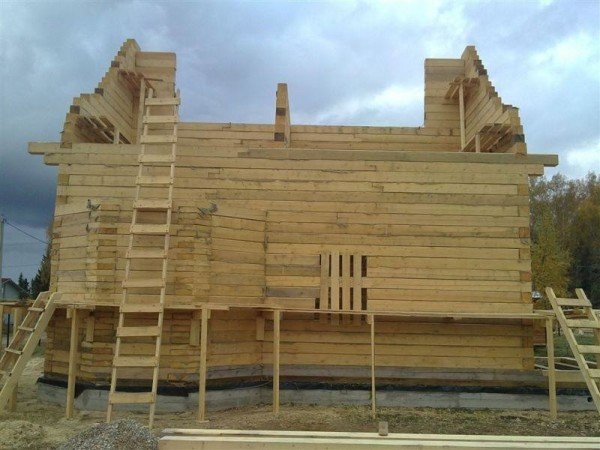 Деревяні будинки з профільованого бруса 200?200