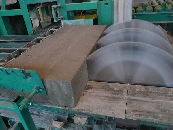 Порівняння автоклавного і неавтоклавного газобетону