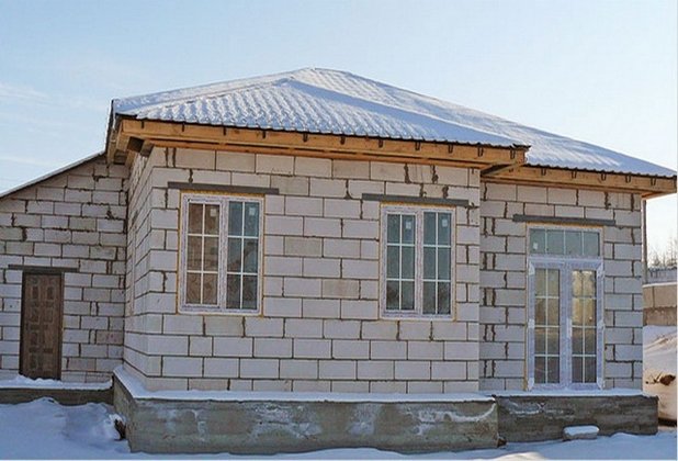 Піноблоки або газосилікатні блоки краще?