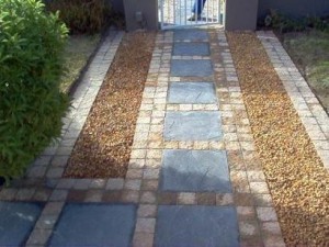 Укладання тротуарної плитки своїми руками: технологія укладання, способи, схеми