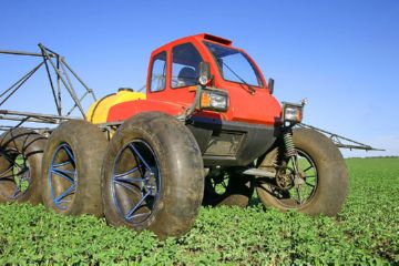 Характеристики та переваги самохідного обприскувача Туман 1
