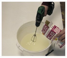 Як правильно клеїти бамбукові шпалери (технологія обклеювання на відео)