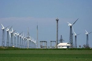 Вітрогенератори: принцип роботи та поділ видів, переваги і недоліки використання