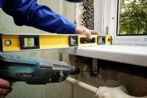 Як встановити пластикове вікно своїми руками: відео інструкція