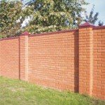 Види цегляних парканів: особливості кладки, догляд, фото і відео
