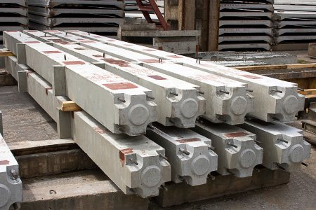 Залізобетонні колони для будівель: як влаштовані? Залізобетонні колони для будівель: як влаштовані?