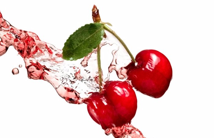 Як вивести пляму від вишні, черешні на кольоровий і білого одягу