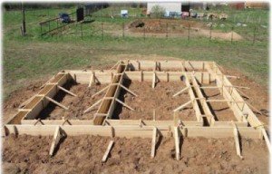 Опалубка для стрічкового фундаменту: пристрої та встановлення