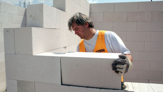 Ніздрюватий бетон: що це таке? Будівництво будинків і конструкцій з піноблоків Ніздрюватий бетон: що це таке? Будівництво будинків і конструкцій з піноблоків