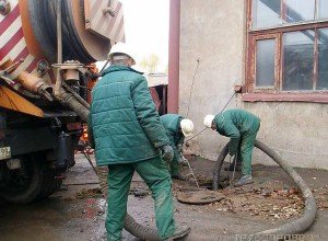 Обслуговування та ремонт септиків Топас: причини несправностей і способи їх усунення своїми руками