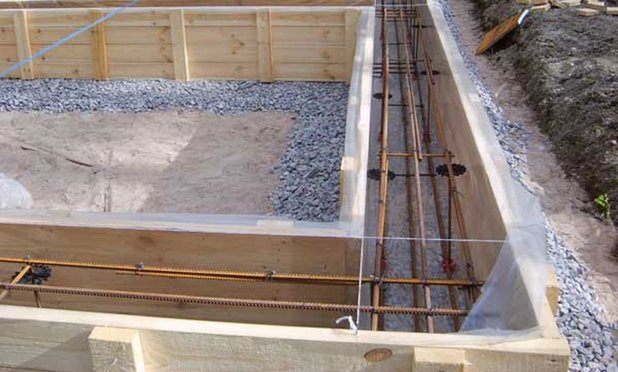 Гараж з шлакоблоків: будуємо своїми руками (фото, відео)