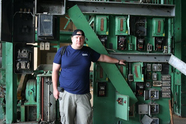 3 способи отримати електрику з землі своїми руками