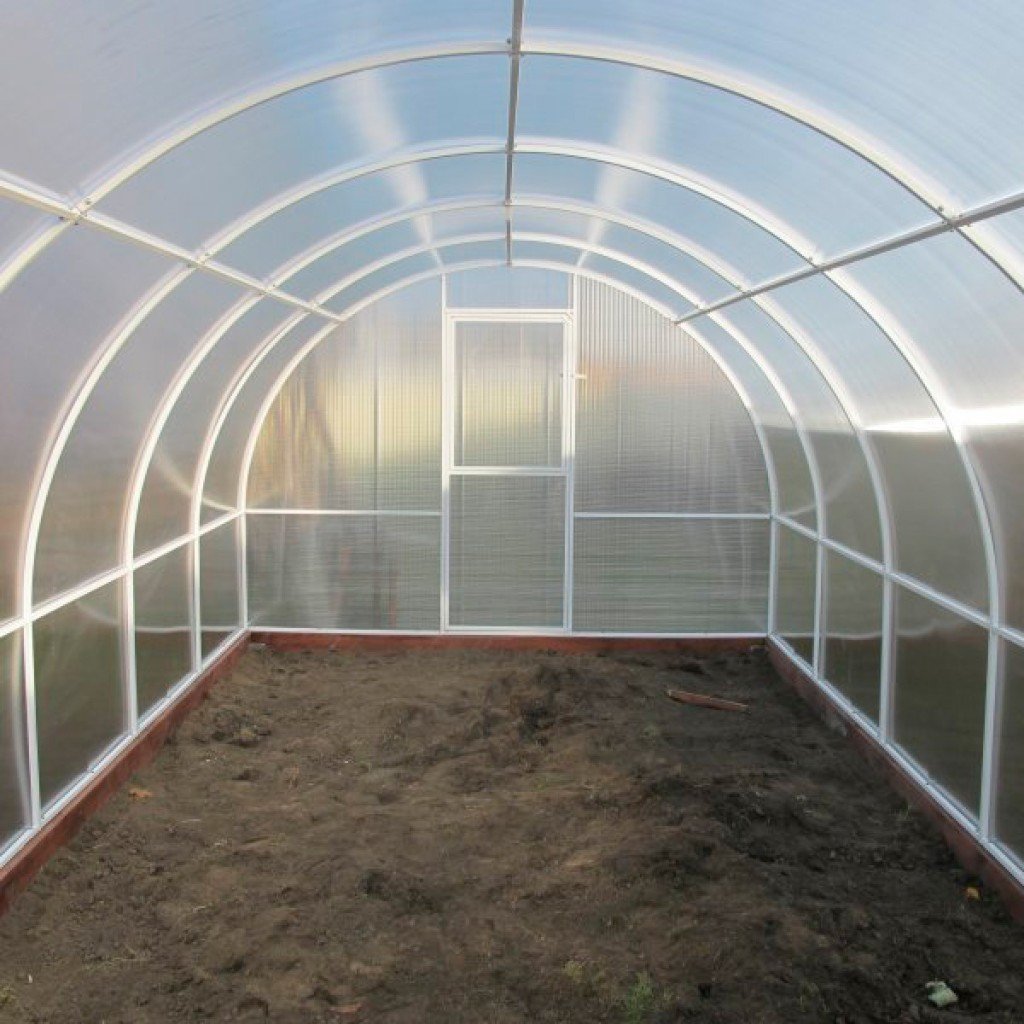 Теплиця з полікарбонату своїми руками   з профільної труби