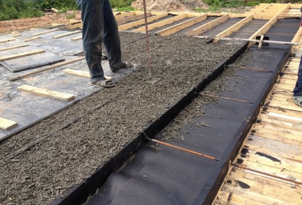 Монолітний будинок з арболіту своїми руками (+відео) Монолітний будинок з арболіту своїми руками (+відео)