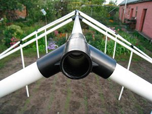 Як зробити теплицю з пластикових труб своїми руками: матеріали, зборка каркаса, фото і відео інструкція