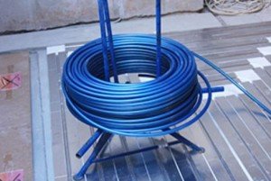 Теплий водяний підлогу в лазні своїми руками: порядок робіт і можливі помилки Теплий водяний підлогу в лазні своїми руками: порядок робіт і можливі помилки