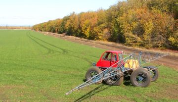 Характеристики та переваги самохідного обприскувача Туман 1