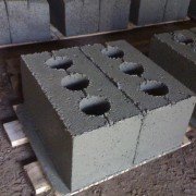 Шлакоблоки або піноблоки: що краще, дешевше?