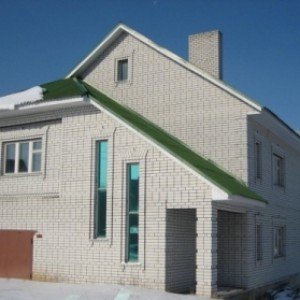 Будинок з силікатної цегли: його плюси і мінуси Будинок з силікатної цегли: його плюси і мінуси