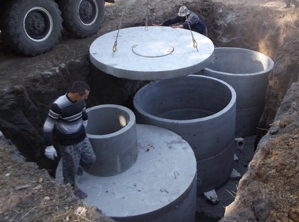 Як правильно зробити септик з бетонних кілець?