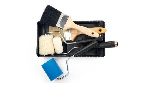 Особливості фарбування деревяного будинку