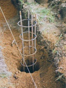 Пальовий фундамент з монолітним ростверком: пристрій, технологія зведення