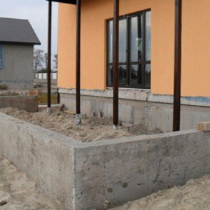 Фундамент під веранду своїми руками Фундамент під веранду своїми руками