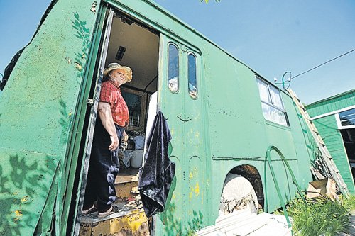 Як побудувати сарай своїми руками: на фундаменті і без нього, пристрій, різновиди сараїв